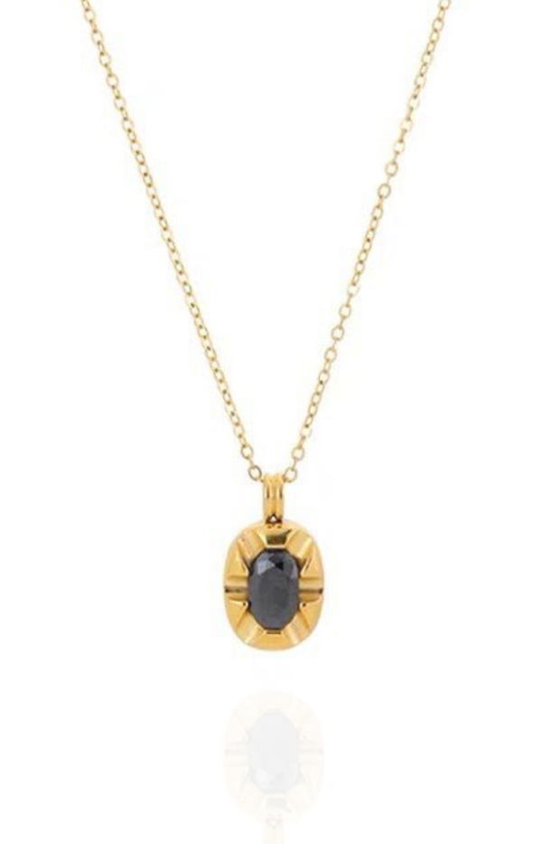 Morgaine Oval Black Gem Chain Necklace in Gold