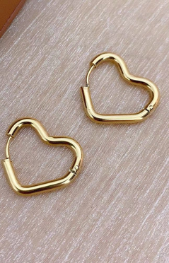 Framing Heart Earrings in Gold