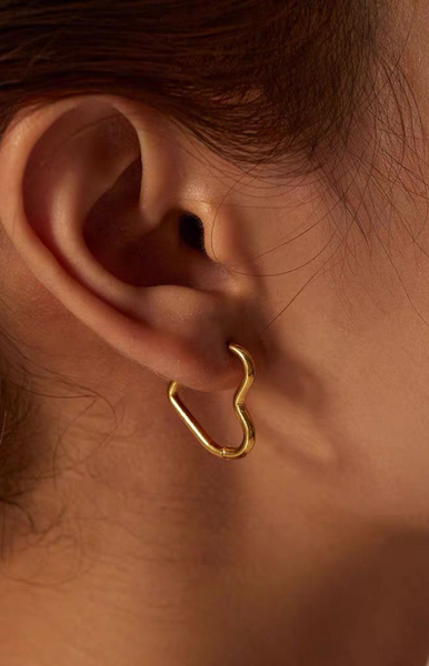 Framing Heart Earrings in Gold