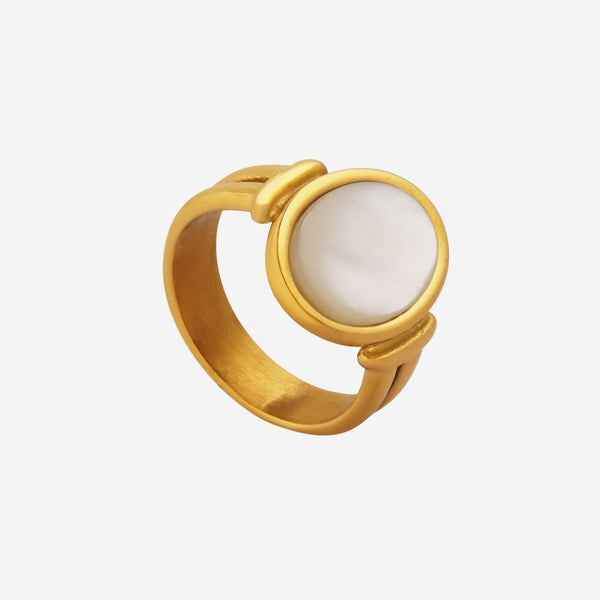 Yuri Engravable Mother of Pearl Band Ring in Gold